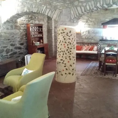 Гостевой дом The Castle Of Caprile Torriglia